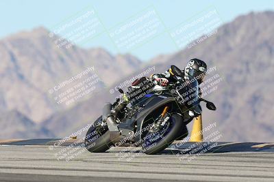 media/Dec-04-2025-Racers Edge (Thu) [[5ebc9f124d]]/2-A Group/7-Session 5 (Turn 9)/